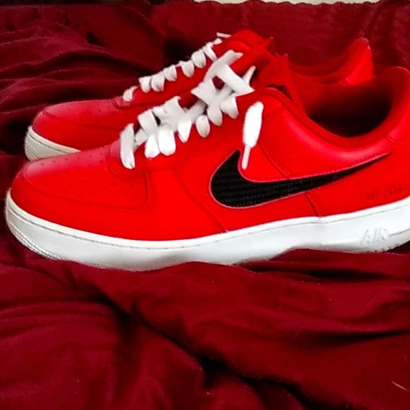 red air forces mens